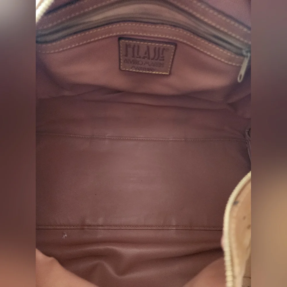 Vintage Alviero Martini Bag With Lock And Key - Picture 8 of 10